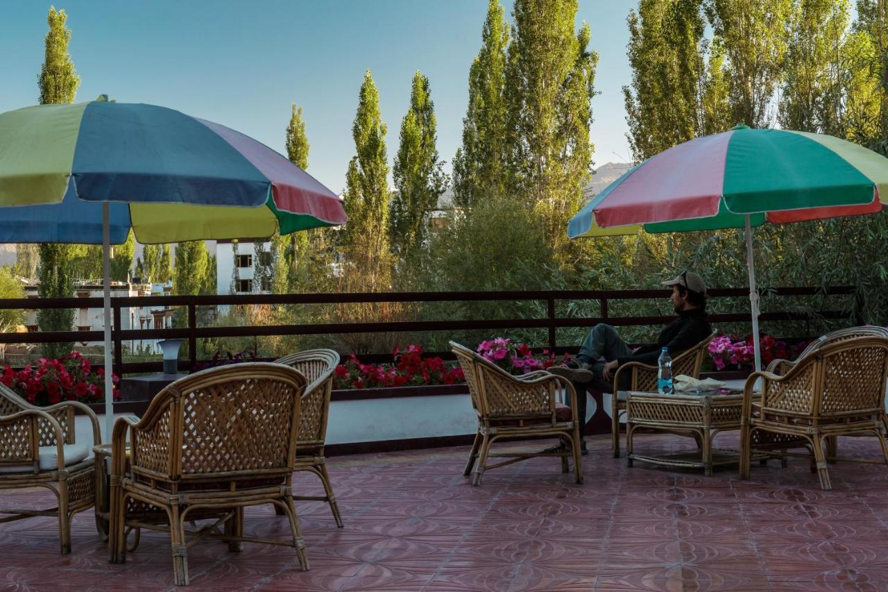 Hotel Asia Leh Kültér fotó
